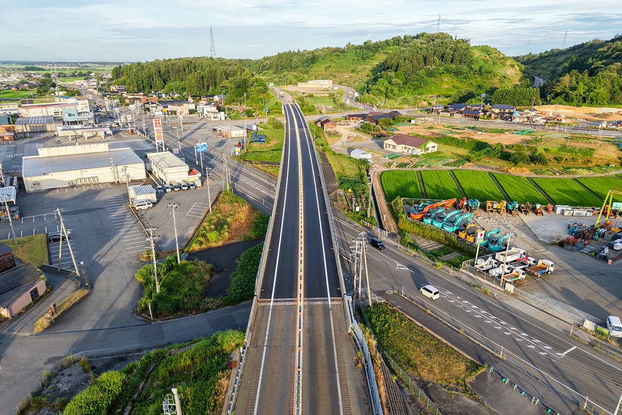 道路完成景観 R6羽越管内日東道舗装修繕工事