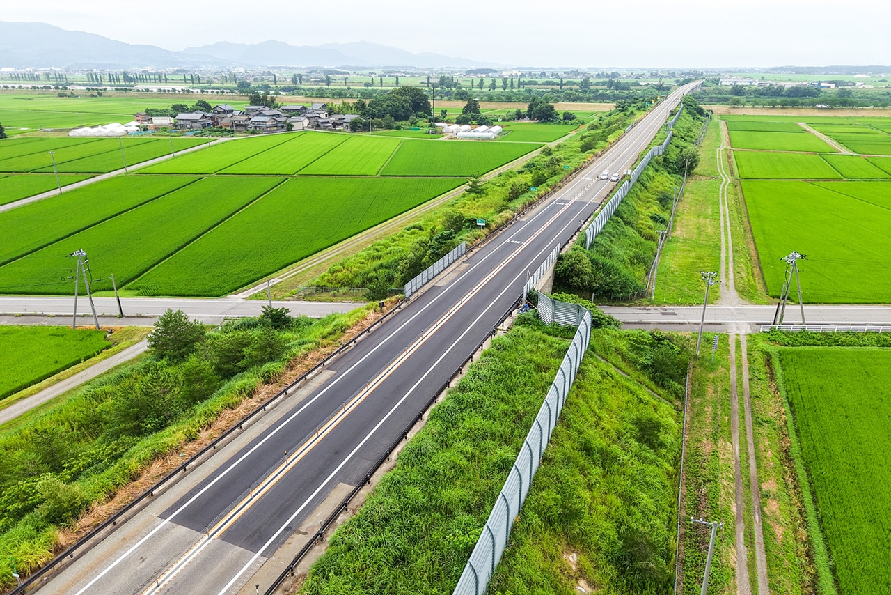 道路完成景観 R7日東道舗装修繕工事